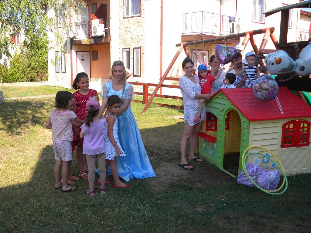 Club De Vacanta Corabia Piratilor-Mamaia Nord Năvodari Exterior foto